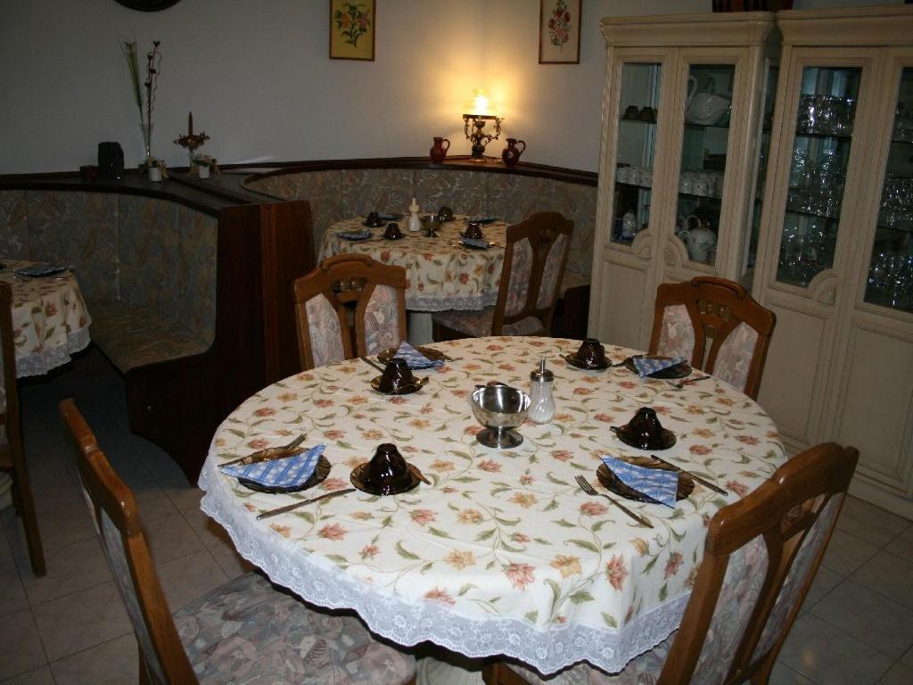 Marika Vendeghaz Gasthof 3*